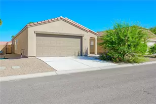 1139 Aspen Dr, Bullhead City, AZ 86442 - Photo 1