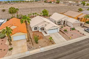 2215 Hi Jolly Dr, Bullhead City, AZ 86442 - Photo 1