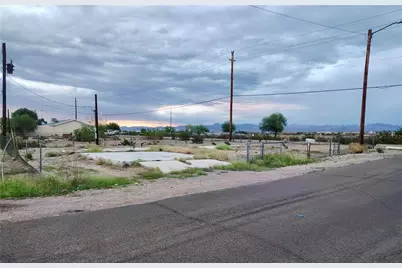 993 San Juan Drive, Bullhead City, AZ 86442 - Photo 1