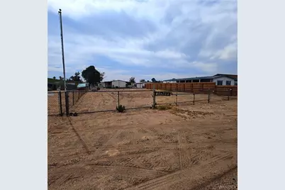 1050 E Acacia Drive, Mohave Valley, AZ 86440 - Photo 1
