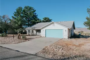 9775 N Saddleback, Kingman, AZ 86401 - Photo 1