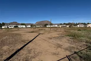 4275 N Bond St, Kingman, AZ 86409 - Photo 1