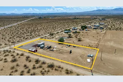 8249 W Seventh Street, Dolan Springs, AZ 86441 - Photo 1