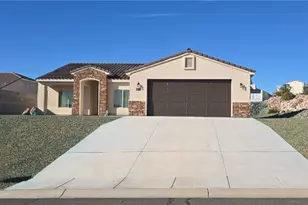 2459 Davis Ridge Ave, Bullhead City, AZ 86429 - Photo 1