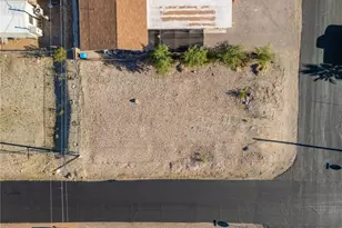 1789 Forest Dr, Bullhead City, AZ 86442 - Photo 1