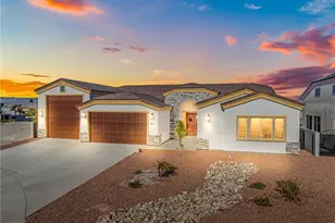 2333 Raven Ct, Bullhead City, AZ 86442 - Photo 1