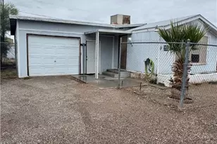 561 Harbor Dr, Bullhead City, AZ 86442 - Photo 1