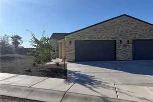 2804 Mercado Ct, Bullhead City, AZ 86442 - Photo 1