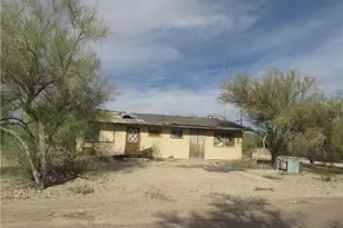 3815 1st Ave, Yucca, AZ 86438 - Photo 1