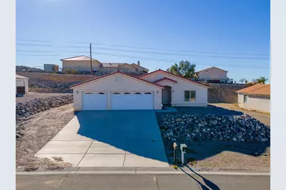 3304 S Ridge Avenue, Bullhead City, AZ 86429 - Photo 1