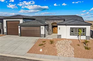 2345 Raven Ct, Bullhead City, AZ 86442 - Photo 1