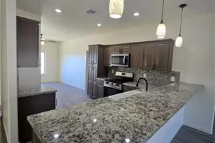 2561 N Ridge Ave, Bullhead City, AZ 86429 - Photo 4
