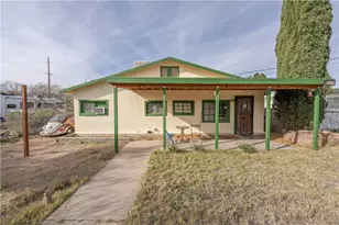 211 Taylor St, Kingman, AZ 86401 - Photo 1