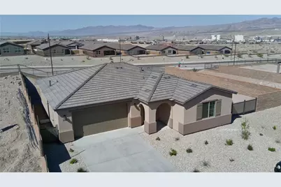 2782 Blueridge Court, Bullhead City, AZ 86429 - Photo 1