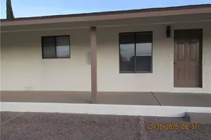 1755 Gordon, Kingman, AZ 86409 - Photo 1