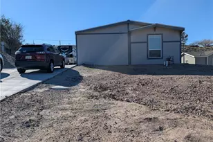 1253 Arcadia Blvd, Bullhead City, AZ 86442 - Photo 1