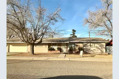 2001 Sunset Boulevard, Kingman, AZ 86401 - Photo 1