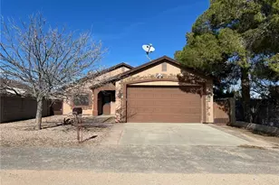 1711 Florence Ave, Kingman, AZ 86401 - Photo 1