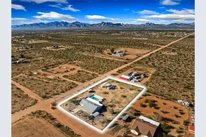 495 S Lochiel Road, Golden Valley, AZ 86413 - Photo 1