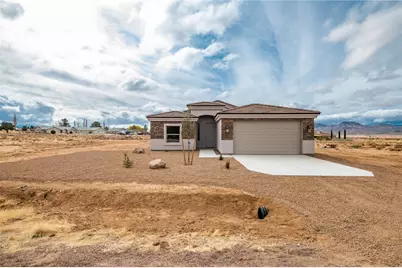 7426 E Squaw Creek Drive, Kingman, AZ 86401 - Photo 1