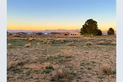 7342 E Squaw Creek Drive, Kingman, AZ 86401 - Photo 1