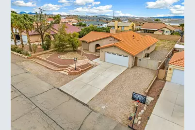 2008 E Mountain View Place, Fort Mohave, AZ 86426 - Photo 1