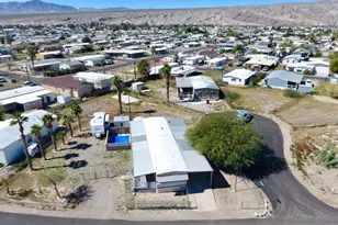1901 Hualapai Dr, Bullhead City, AZ 86442 - Photo 1