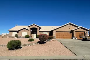 2852 Mountain Trail Rd, Kingman, AZ 86401 - Photo 1
