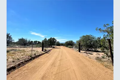 14224 E Randy Ranch, Kingman, AZ 86401 - Photo 1