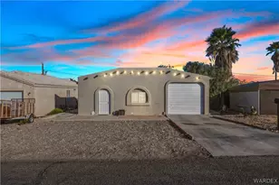2334 E Riverview Cir, Bullhead City, AZ 86442 - Photo 1