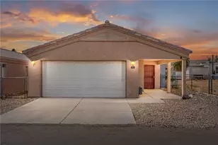 1951 Montclair Dr, Bullhead City, AZ 86442 - Photo 1