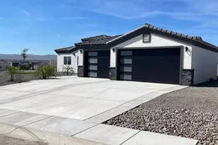 2367 Corwin, Bullhead City, AZ 86442 - Photo 1