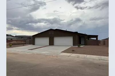 985 Berk Avenue, Kingman, AZ 86409 - Photo 1
