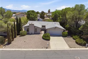 590 Ridgecrest Dr, Kingman, AZ 86409 - Photo 1