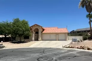 812 Sunburst Cir, Bullhead City, AZ 86429 - Photo 1