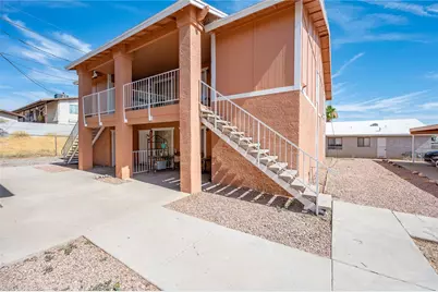 1571 Monte Vista Drive, Bullhead City, AZ 86442 - Photo 1