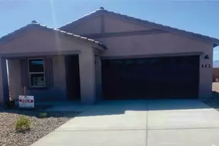 881 Hoffman Dr, Bullhead City, AZ 86429 - Photo 1