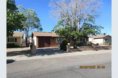 1934 Detroit, Kingman, AZ 86401 - Photo 1
