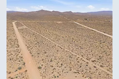 8670 W Michaley Drive, White Hills, AZ 86445 - Photo 1
