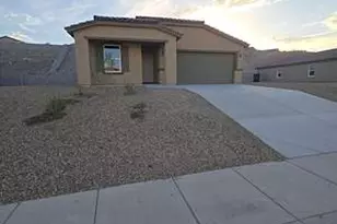 2290 Sarah Pl, Bullhead City, AZ 86442 - Photo 1