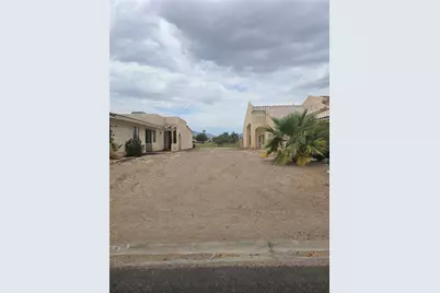 2875 Country Club Drive, Bullhead City, AZ 86442 - Photo 1