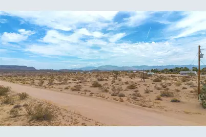 16362 S Douglass Lane, Yucca, AZ 86438 - Photo 1