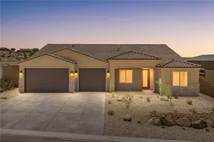 3244 Sidewheel Dr, Bullhead City, AZ 86429 - Photo 1