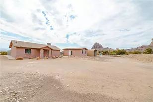 2310 S Dewey Rd, Golden Valley, AZ 86413 - Photo 1