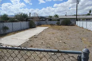 1813 Diamond Dr, Bullhead City, AZ 86442 - Photo 1