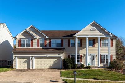 720 Turrentine - Photo 1