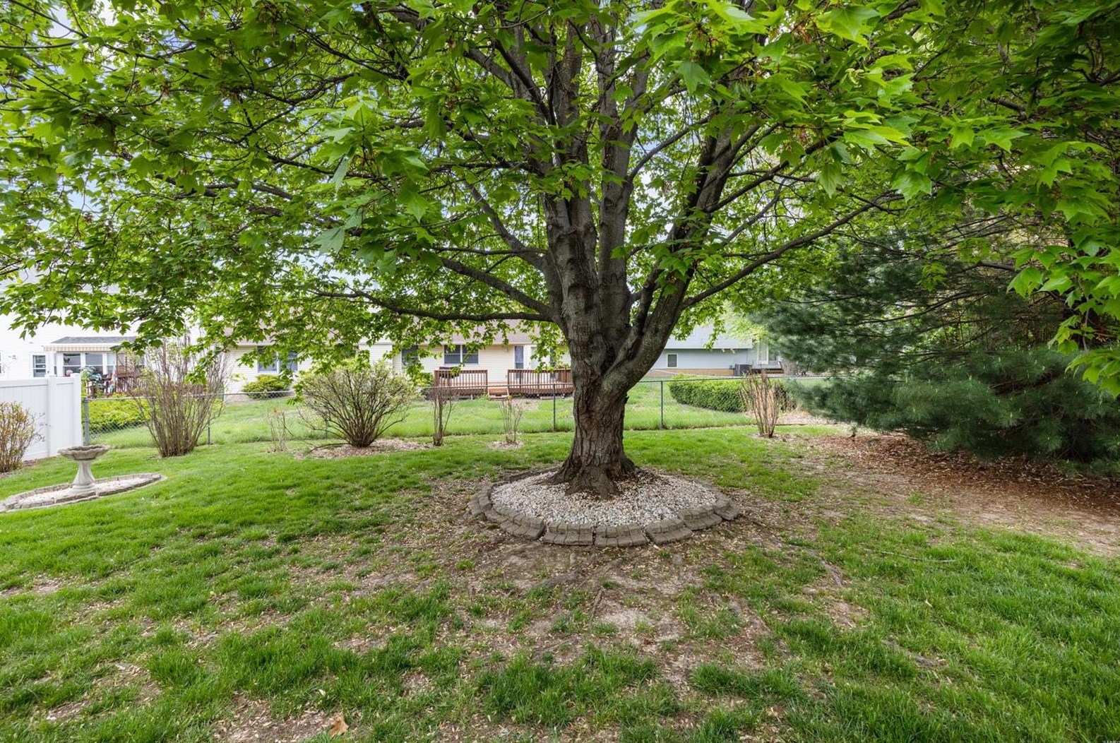 604 Otter Creek Trl, Saint Peters, MO 63376-5909