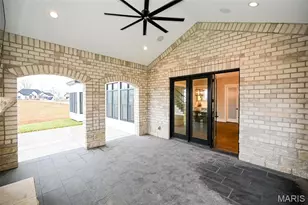 744 Silver Buck Ln, Chesterfield, MO 63005 - Photo 34