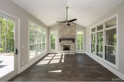 805 Silver Buck Lane, Chesterfield, MO 63005 - Photo 28