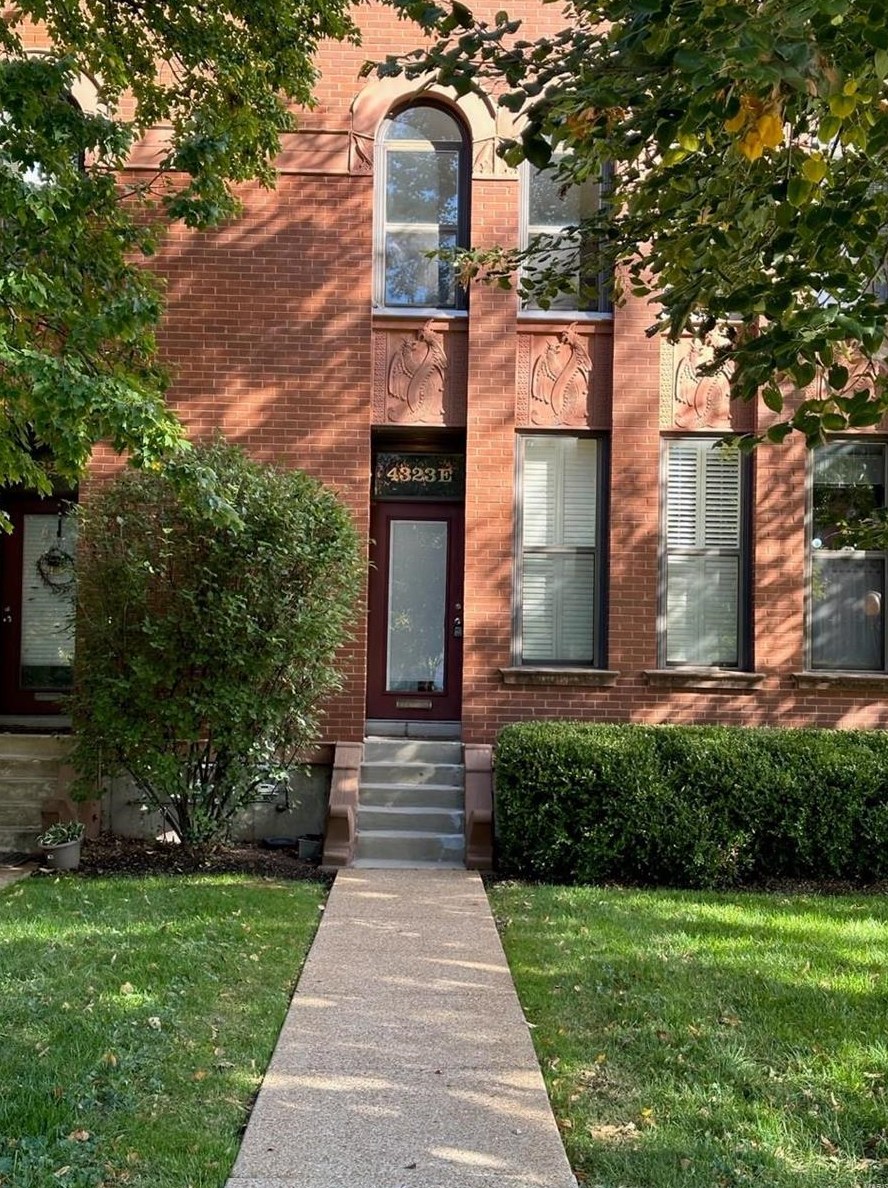 4323 Laclede Ave #e, Saint Louis, MO 63108